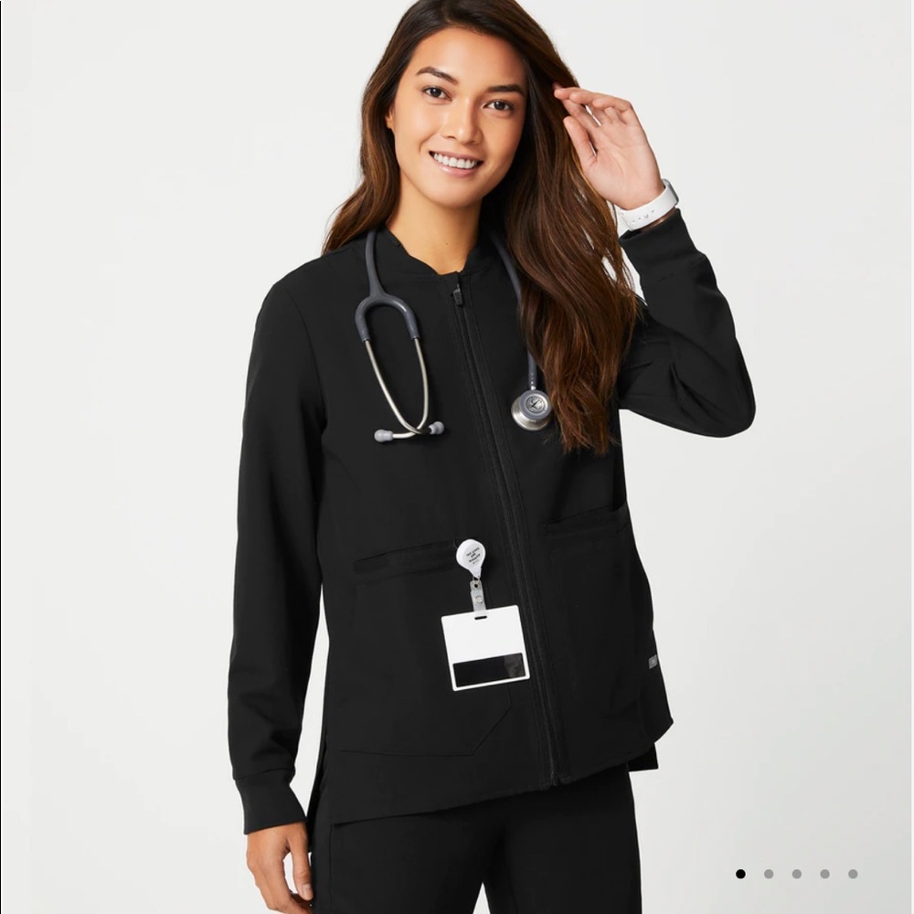 Figs Bellery Scrub Jacket size medium